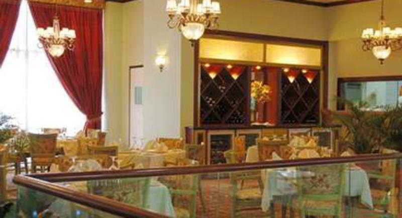 Отель Wyndham Kingston Jamaica Ресторан фото