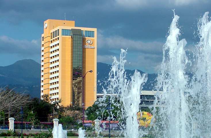 Отель Wyndham Kingston Jamaica Экстерьер фото